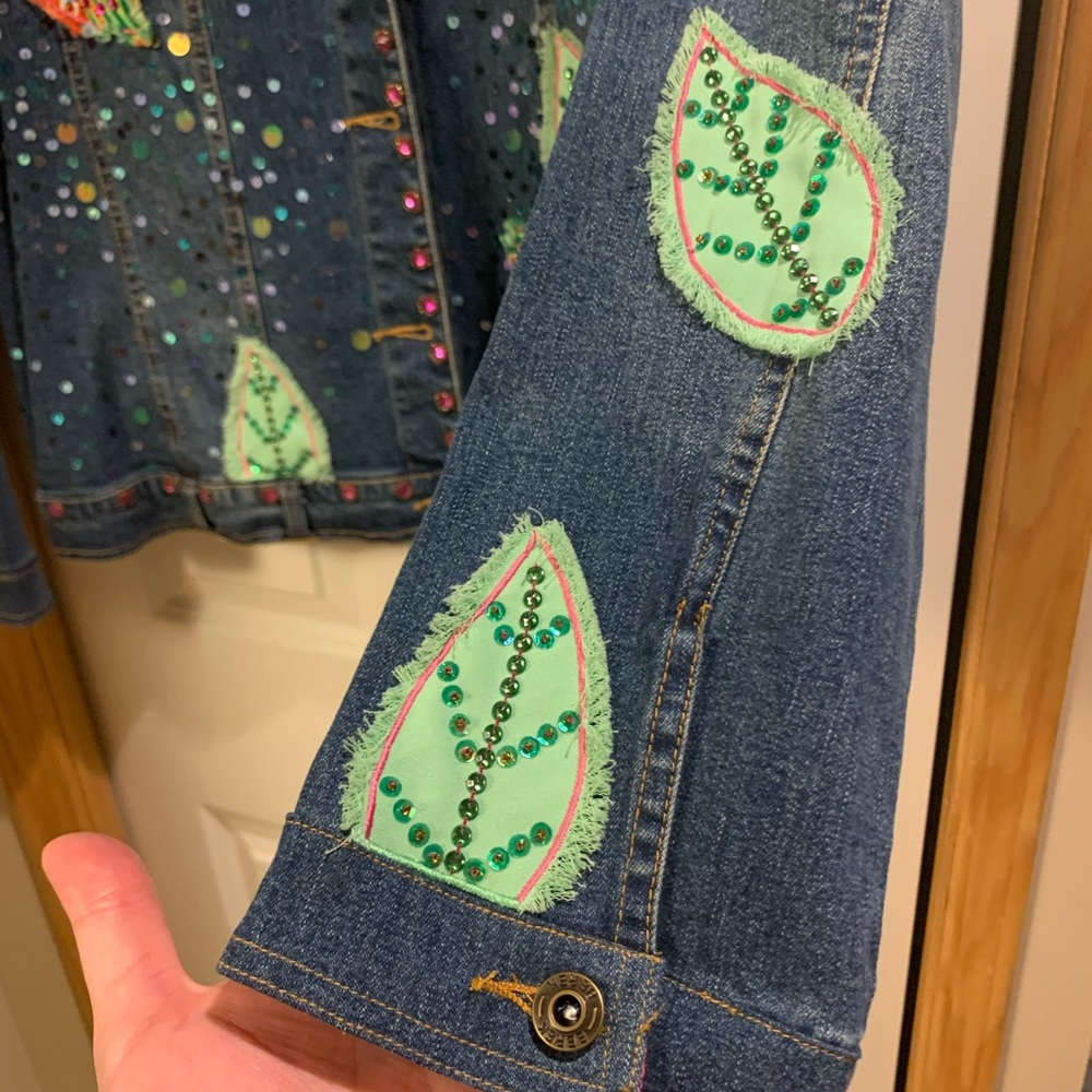 NWT Embellished & beaded plus-size jean jacket - Picture 4 of 10